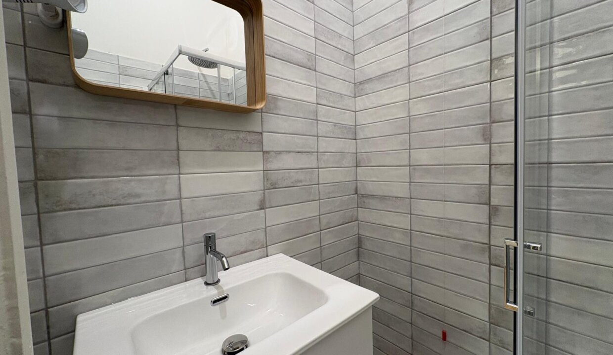 WhatsApp Image 2025-11-27 at 10.20.29 (1)